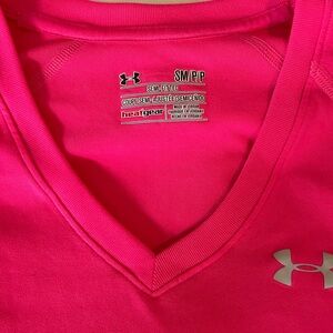 Under Armour hot pink dri fit top. Long sleeves. Size S